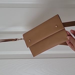 NWT Tan Wristlet Wallet Belt Accessory Phone Case